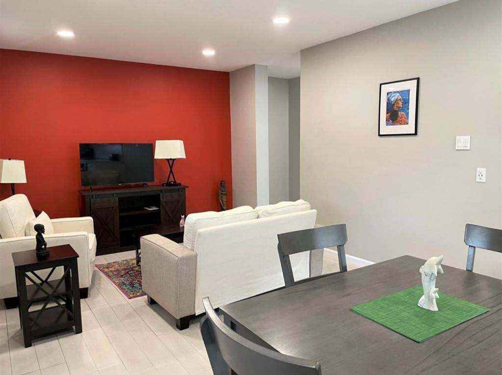 באסטר Hillsboro Condominiums מראה חיצוני תמונה