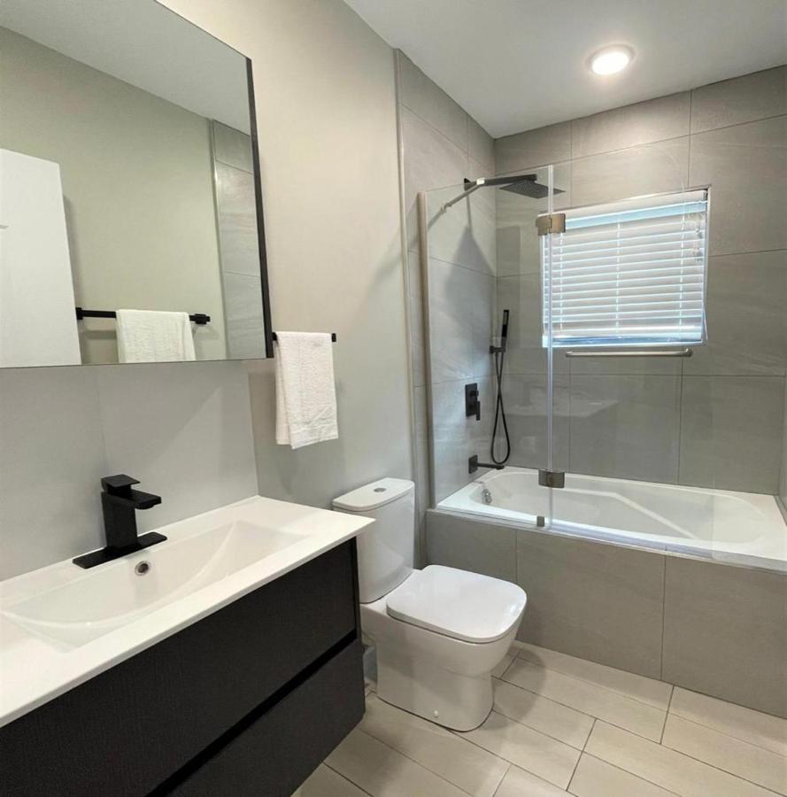 באסטר Hillsboro Condominiums מראה חיצוני תמונה