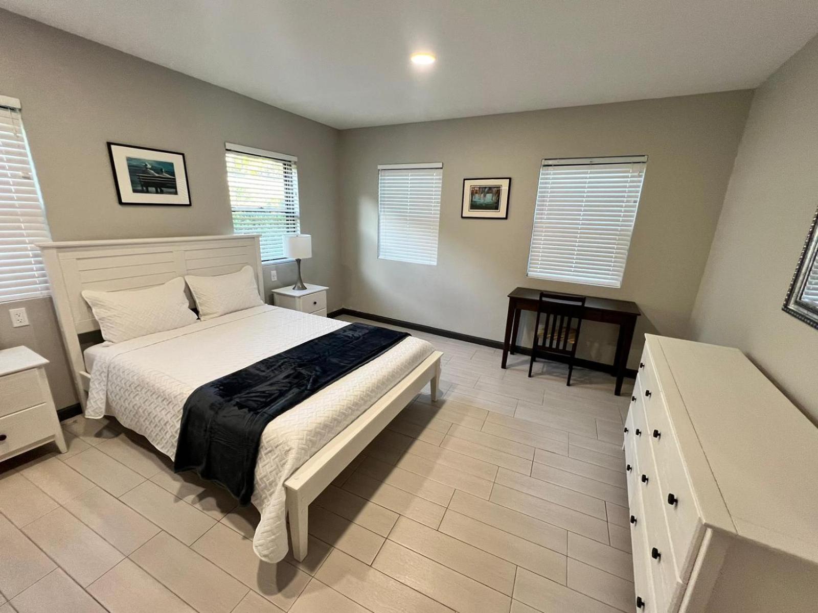 באסטר Hillsboro Condominiums מראה חיצוני תמונה