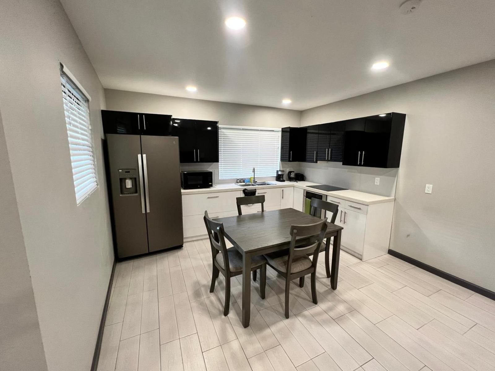 באסטר Hillsboro Condominiums מראה חיצוני תמונה